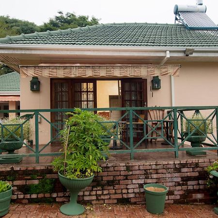 12 Fleetwood Bed & Breakfast Harare Exterior photo